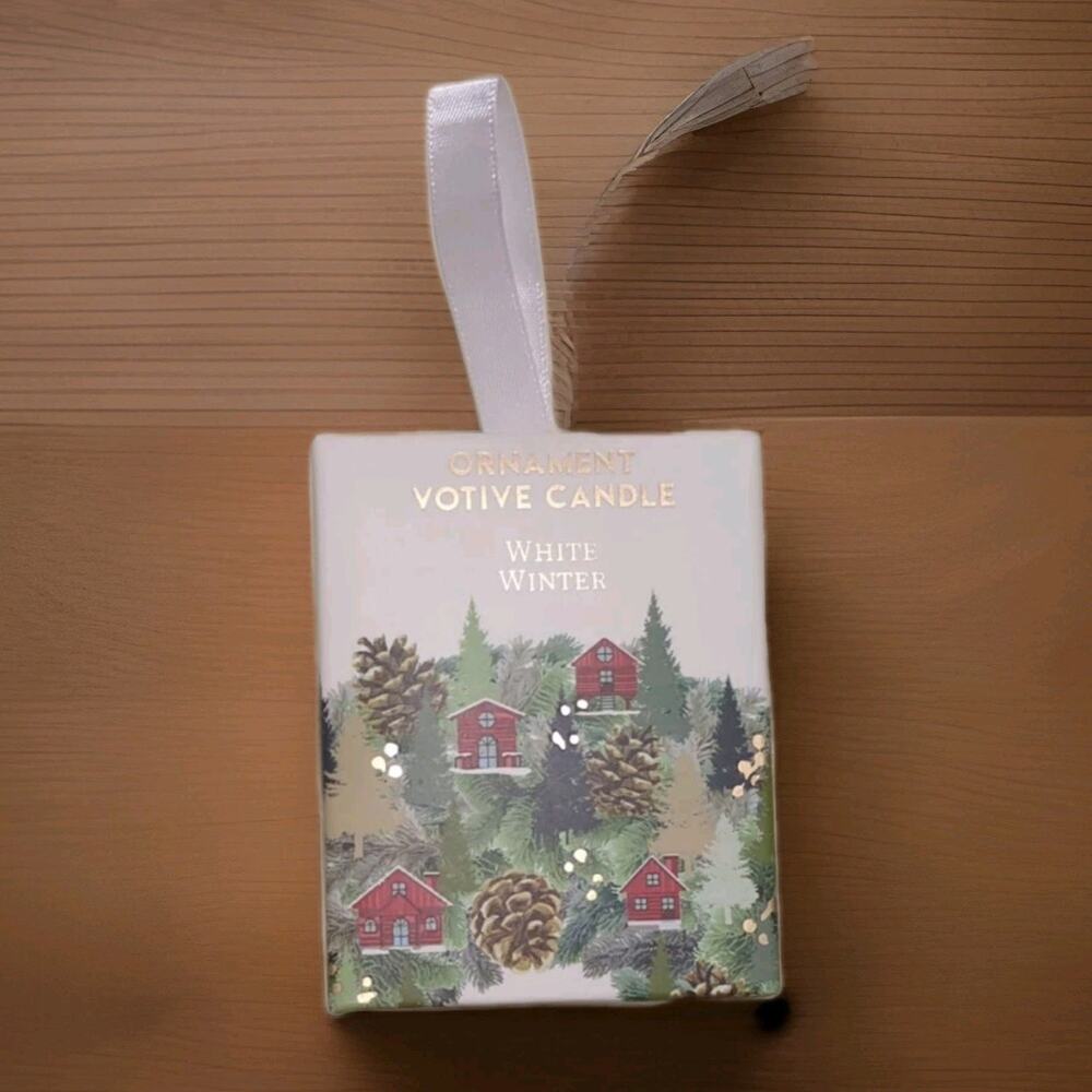 Illume Winter White Votive Candle - Tree Ornament